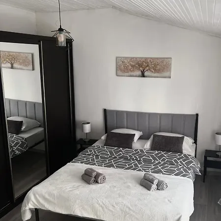 Velora Apartament *